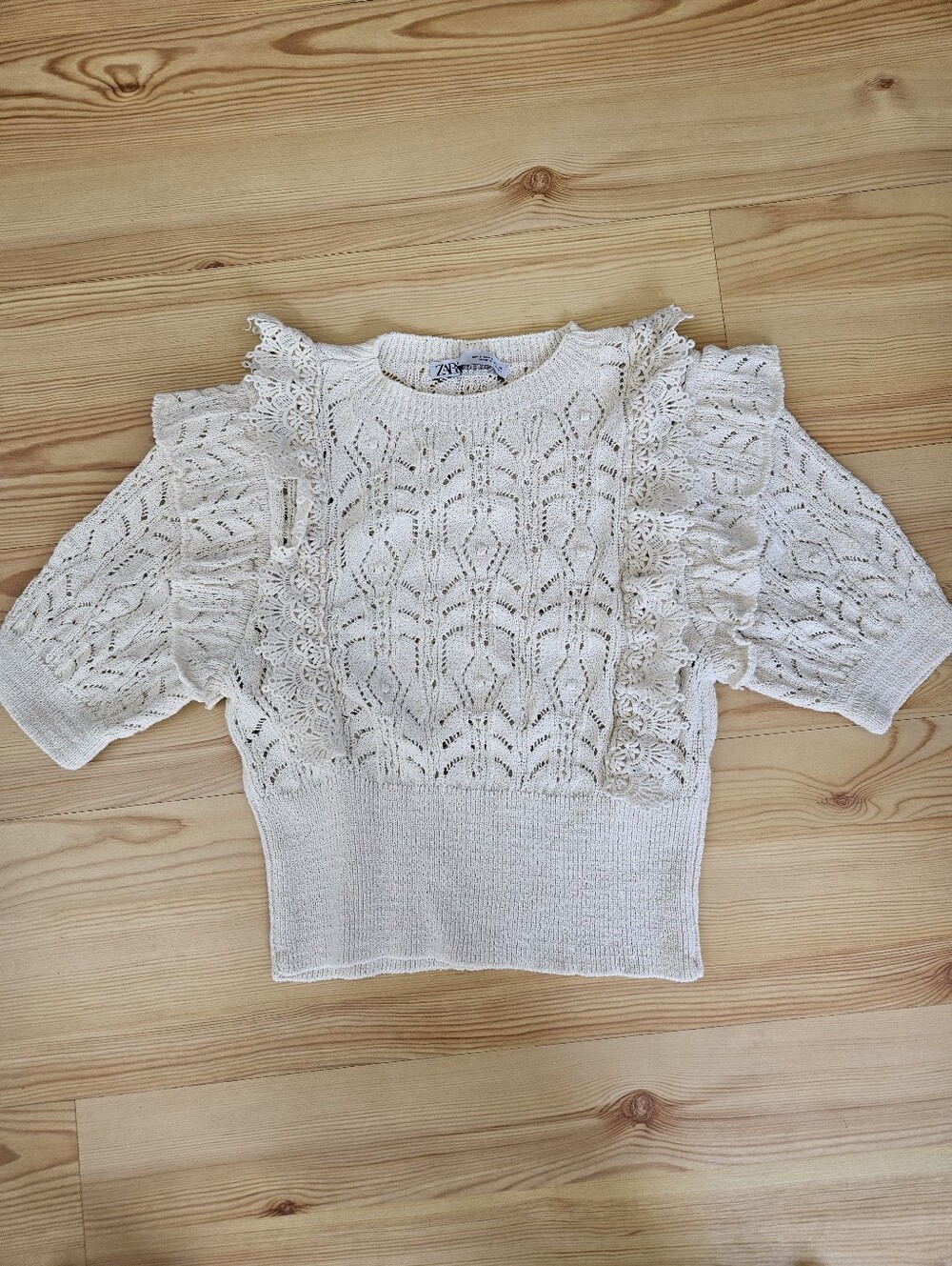 Zara Crochet Knit Cropped Top